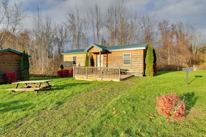 House (1 Bedroom) | Interior - Lakefront Cabin Living w/ Dock Access on Sodus Bay (North Rose)