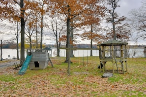 Interior - Lakefront Cabin Living w/ Dock Access on Sodus Bay (North Rose)