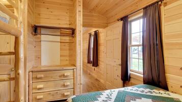 House (1 Bedroom) | Interior