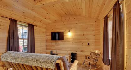 Bayfront Cabin w/ Docks & Access to Lake Ontario!