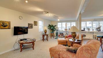 House (1 Bedroom) | Interior