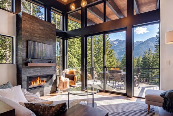 Apartment (5 Bedrooms) | Interior - Seattle Fifa World Cup 2026 Luxury Mountain House (Snoqualmie Pass)