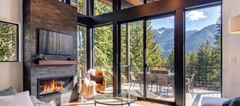 Seattle Fifa World Cup 2026 Luxury Mountain House