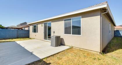 Wfh-friendly Getaway w/ Yard in Manteca!