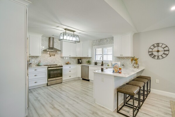 House (4 Bedrooms) | Interior - 4 Mi to Siesta Key: Family Getaway w/ Balcony (Sarasota)