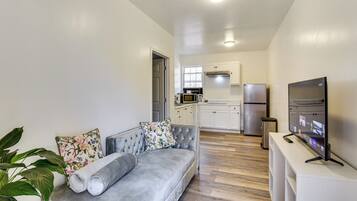 Apartment (1 Bedroom) | Living area