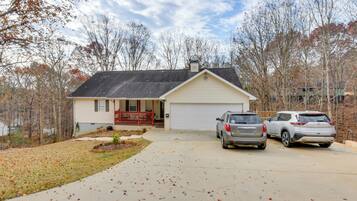 Apartment (1 Bedroom) | Interior