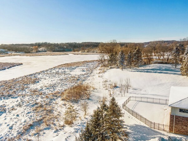 Luxe Long Lake Home W/ Pool, Game Room & Courts! - Maple Grove, MN