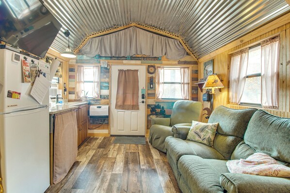 House (1 Bedroom) | Interior - Hike the Ouachitas! Remote Mtn Hideaway w/ Trails (Wister)