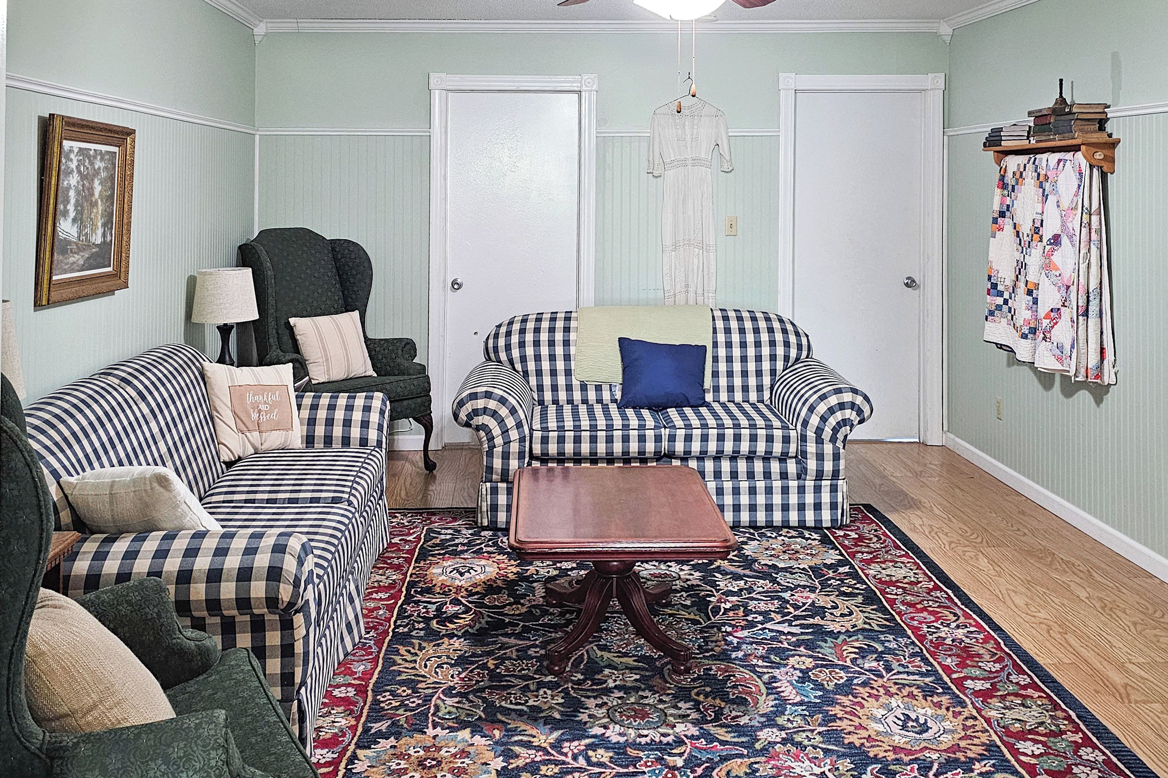 Apartment (3 Bedrooms) | Front of property