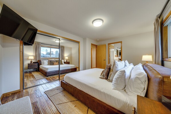 Rumah (6 Bedrooms) | Interior