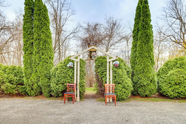 Apartment (3 Bedrooms) | Interior - 4 Mi to Mauch Chunk Lake: Spacious Apt w/ Bar! (Summit Hill)