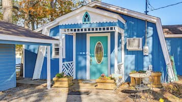 House (1 Bedroom) | Interior