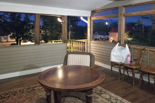 Comfy, Freshly Remodeled Apt Near Nauvoo Temple