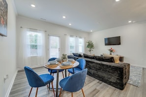 Interior - Private Patio! Sleek & Stylish Smithfield Townhome (Smithfield)