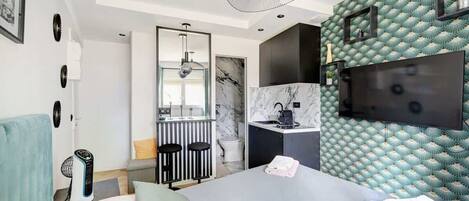 Fer et planche à repasser, Wi-Fi, draps fournis