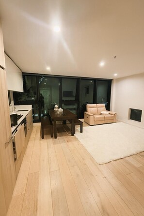 Interior - Southbank 2BR City Stay,Walk to Casino & Dining. (Southbank)