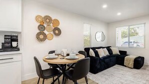 Interior - Close to Wynwood, Midtown, Downtown & Beaches (Miami)