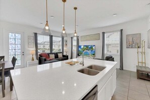 Townhome, 3 Bedrooms | Interior - 3 Beds 3 Baths Cozy Town Home 3 Bedroom Townhouse (Davenport)