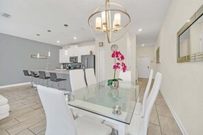 Townhome, 4 Bedrooms | Dining - Beautiful Paradise Palms Retreat 4 Bedroom Townhouse (Kissimmee)
