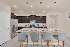 Maison mitoyenne, 5 chambres | Cuisine privée