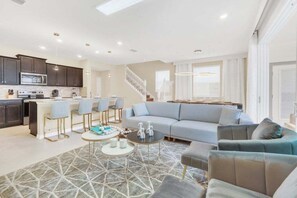 Casa geminada, 5 quartos | Área de estar