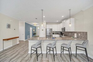 Villa, Multiple Bedrooms | Private kitchen - Modern Beautiful Private Pool Home! 9 Bedroom Villa (Davenport)