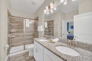 Villa, Multiple Bedrooms | Bathroom - Modern Beautiful Private Pool Home! 9 Bedroom Villa (Davenport)