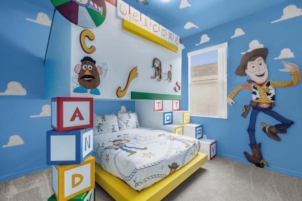 Villa, 4 Bedrooms | Children's area - 4 Bed Luxury Quiet & Private Home! 4 Bedroom Villa (Davenport)