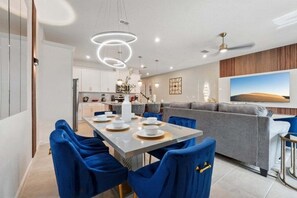 Townhome, 5 Bedrooms | Dining - Beautiful Chic Radiance Home With Pool 5 Bedroom Townhouse (Kissimmee)