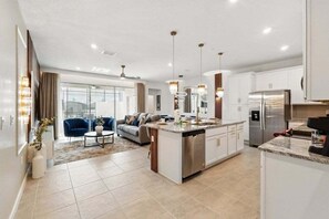 Maison mitoyenne, 5 chambres | Intérieur