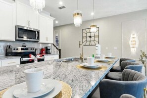 Maison mitoyenne, 5 chambres | Cuisine privée