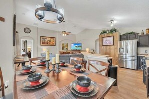 Villa - 4 soveværelser | Spiseområde