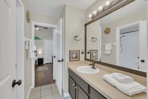 Villa, 4 Schlafzimmer | Badezimmer