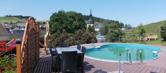 Oberförsterei Sosa 2 Holiday Apartment with Shared Garden and Wi-Fi
