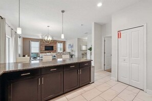 Interior - Exceptional Quality Private Pool Home 6 Bedroom Villa (Davenport)