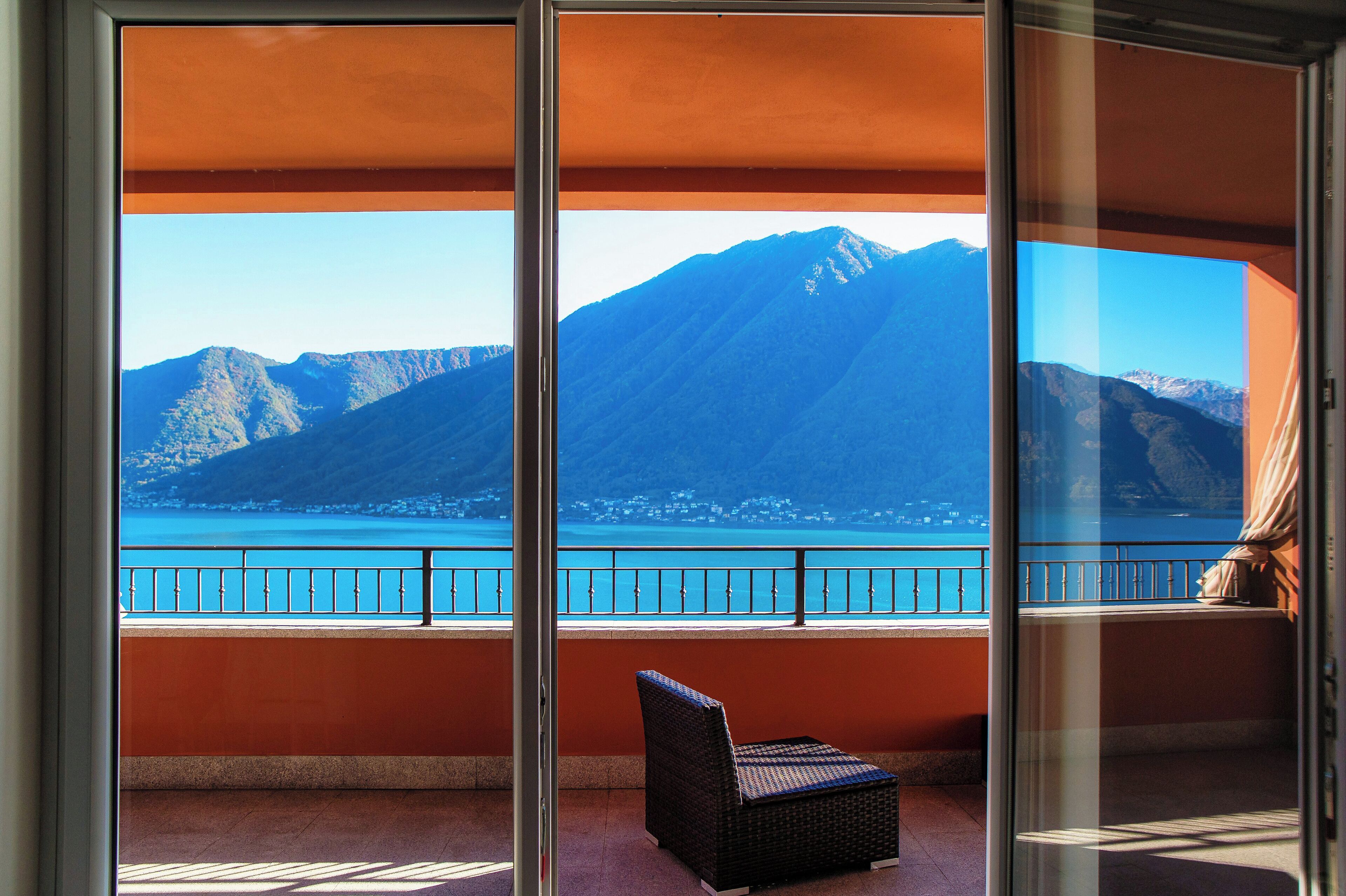 Apartment, Lake View