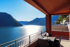 Apartment, Lake View