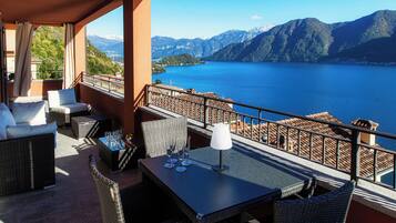 Apartment, Lake View