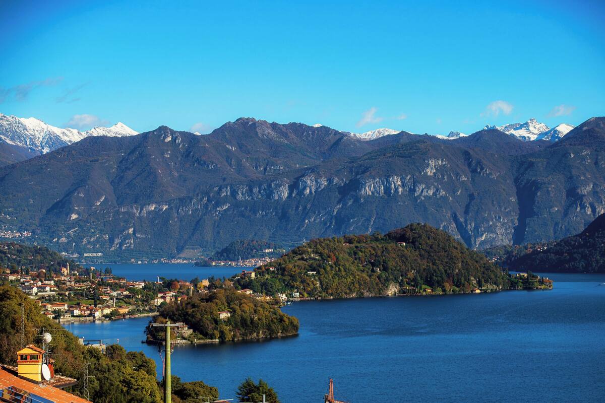 Apartment, Lake View