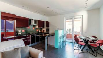 Appartamento, vista lago | Sala da pranzo