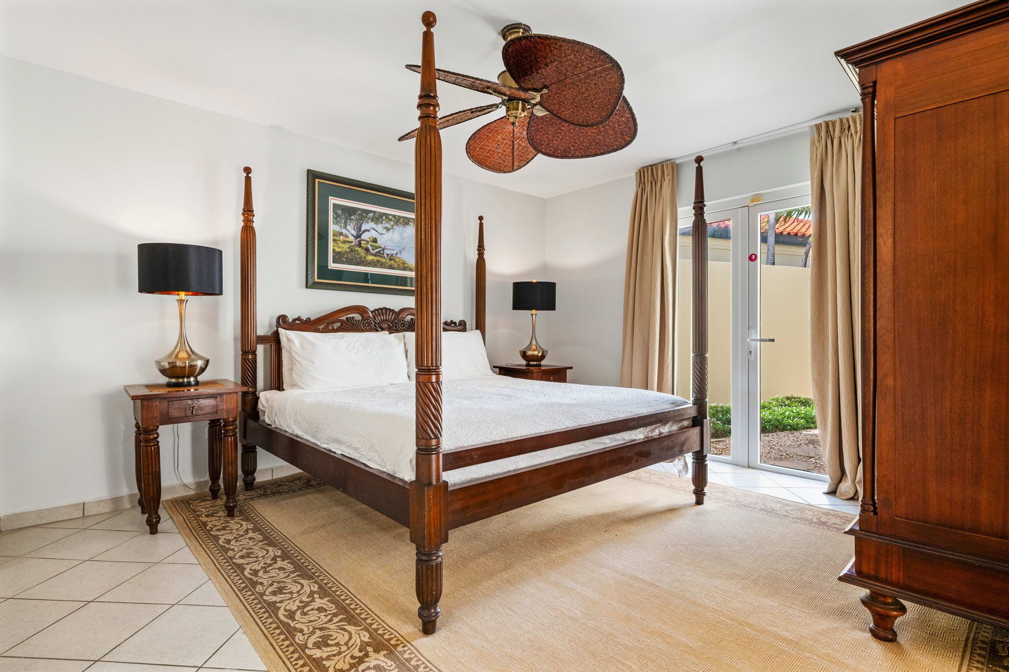 House (4 Bedrooms) | Property amenity