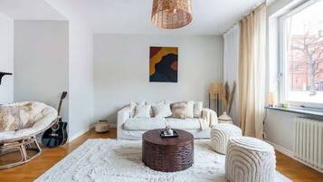 Tv, tv-spel och kontor