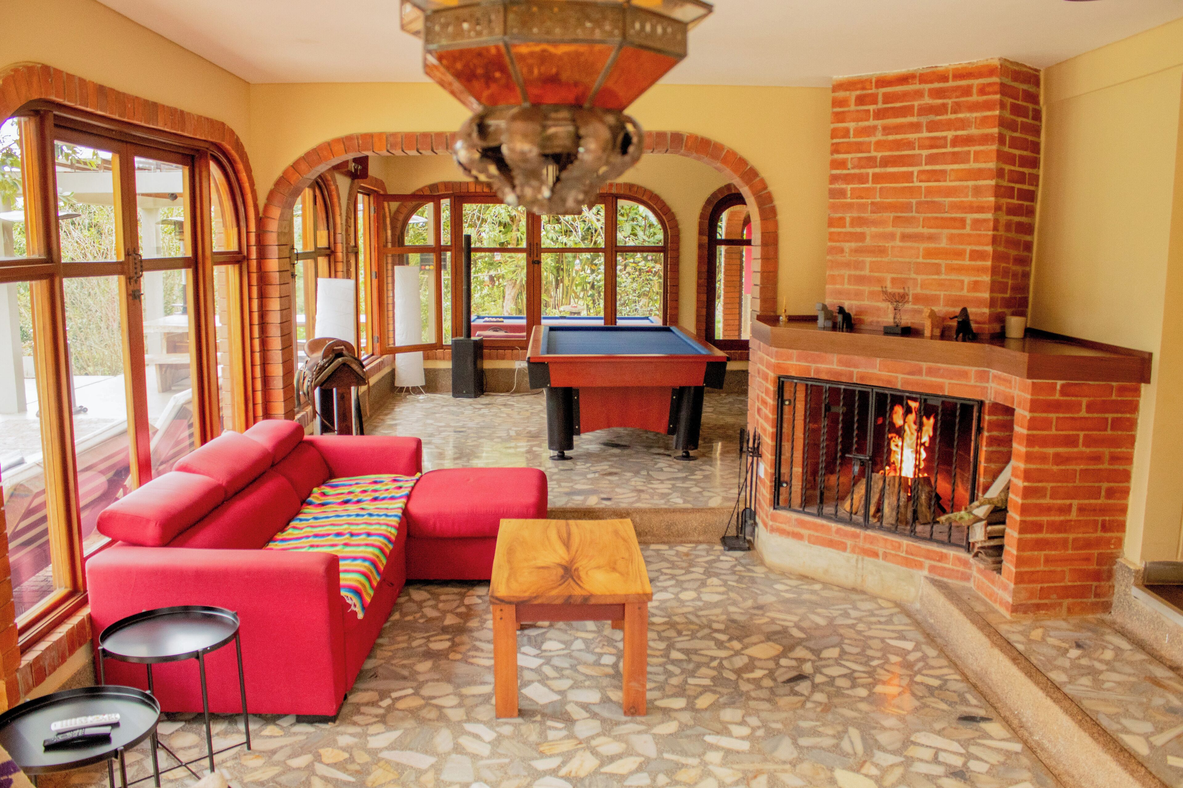 Family House | Minibar, free WiFi, bed sheets