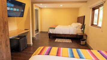 ์ฟผ๋๋ฃธ, ์ ์ ์ ๋ง | ๋ฏธ๋๋ฐ, ๋ฌด๋ฃ WiFi, ์นจ๋ ์ํธ