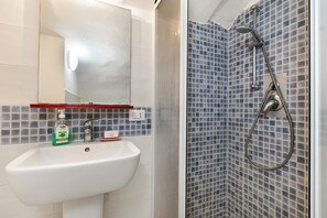 Bathroom - Solemare - Ceriale Center & Parking (Ceriale)