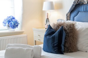 Fer et planche à repasser, lit de bébé portatif, accès au Wi-Fi (inclus)