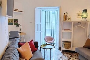 Living area - Casa Bombón - Andalusian charm in the heart of the city (Medina-Sidonia)
