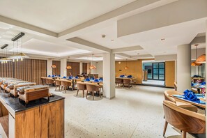 Restaurant - Sterling Arka Suites Puri (Brahmagiri)