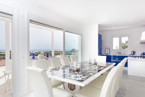 Dining - Villa Paradise by Escape Home (Son Bou)